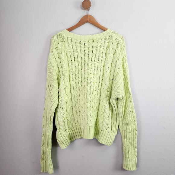 LINE The Label V-Neck Cable Knit Pullover Sweater Large - Picture 6 of 10